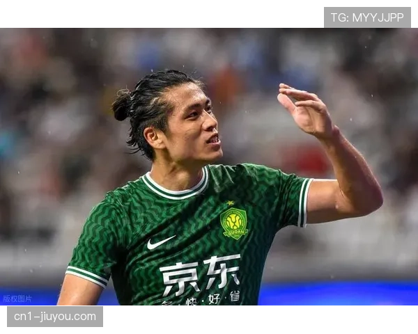 京媒:乃比江伤愈回归合练 张玉宁恢复训练助力国安